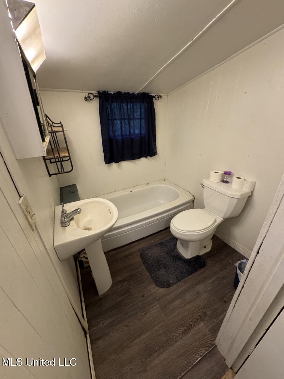 944 Liberty Road Natchez, MS 39120 - Photo 30 of 35 IMG_8527 Large