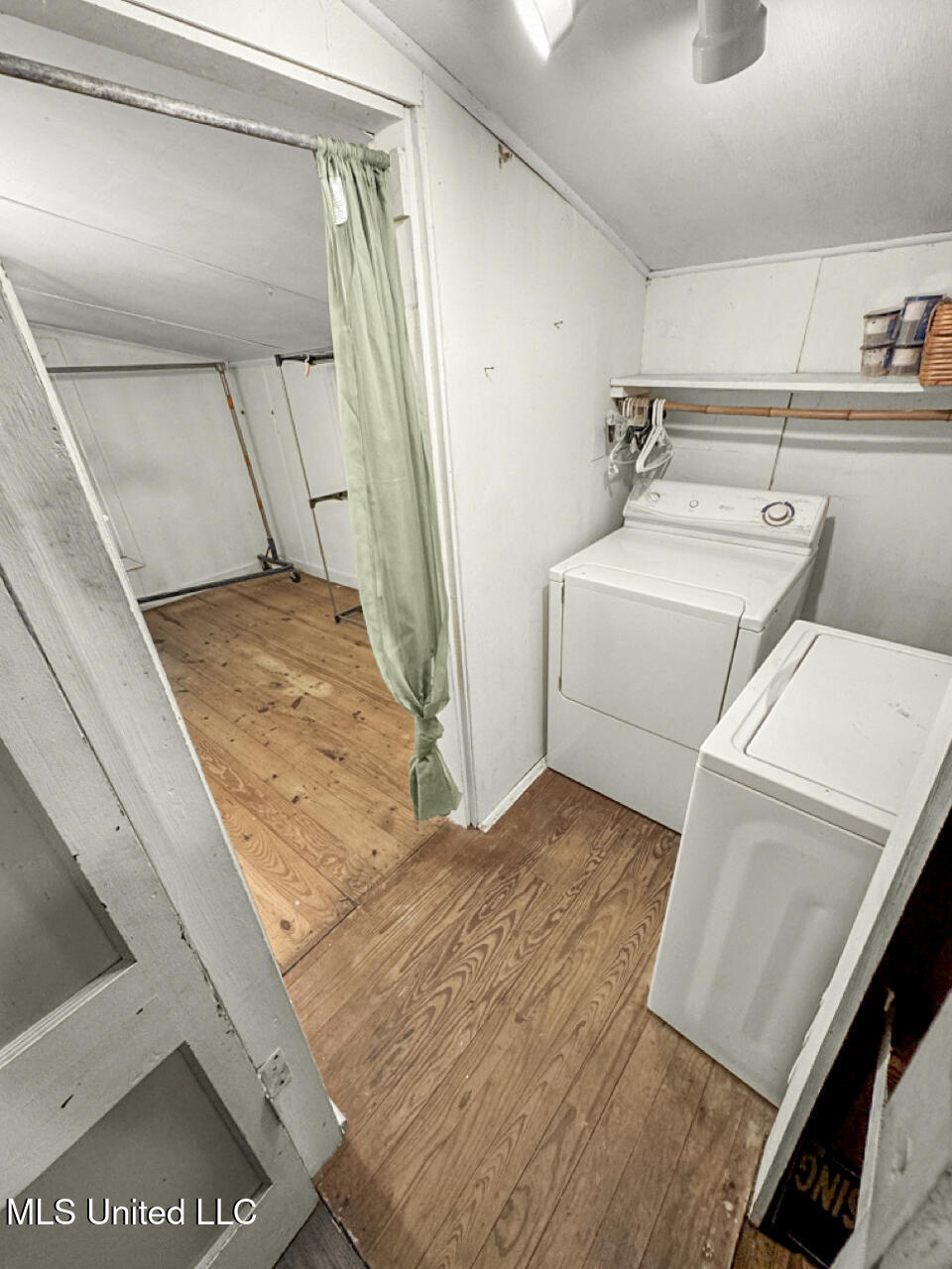 944 Liberty Road Natchez, MS 39120 - Photo 9 of 35 IMG_8525 Large