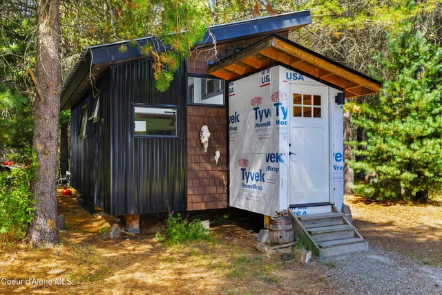 $54,500 | Nna Nna Tiny House, Sandpoint, ID 83864