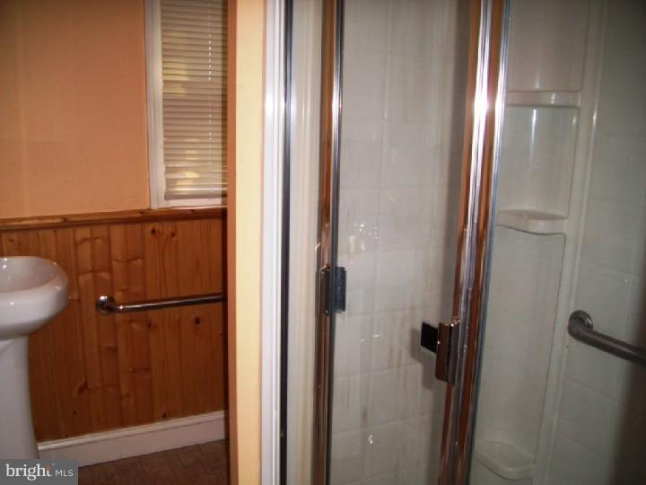 111 Rolling Road Wynnewood, PA 19096 - Photo 14 of 25 Bathroom