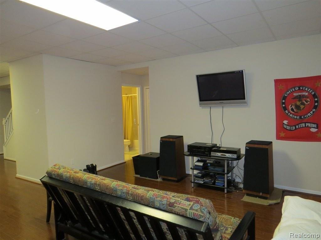 742 East Bluff Court, Unit 18 Rochester, MI 48306 - Photo 15 of 18 IMG_0999.JPG