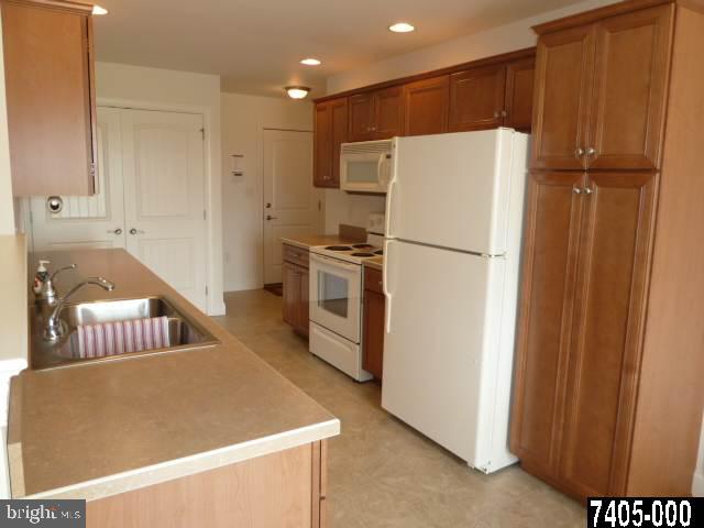 2515 Admire Road Dover, PA 17315 - Photo 5 of 25 Gallery Image 5