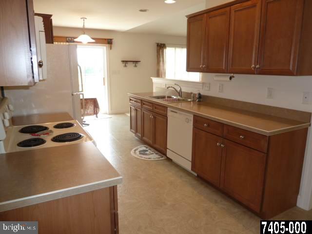 2515 Admire Road Dover, PA 17315 - Photo 6 of 25 Gallery Image 6