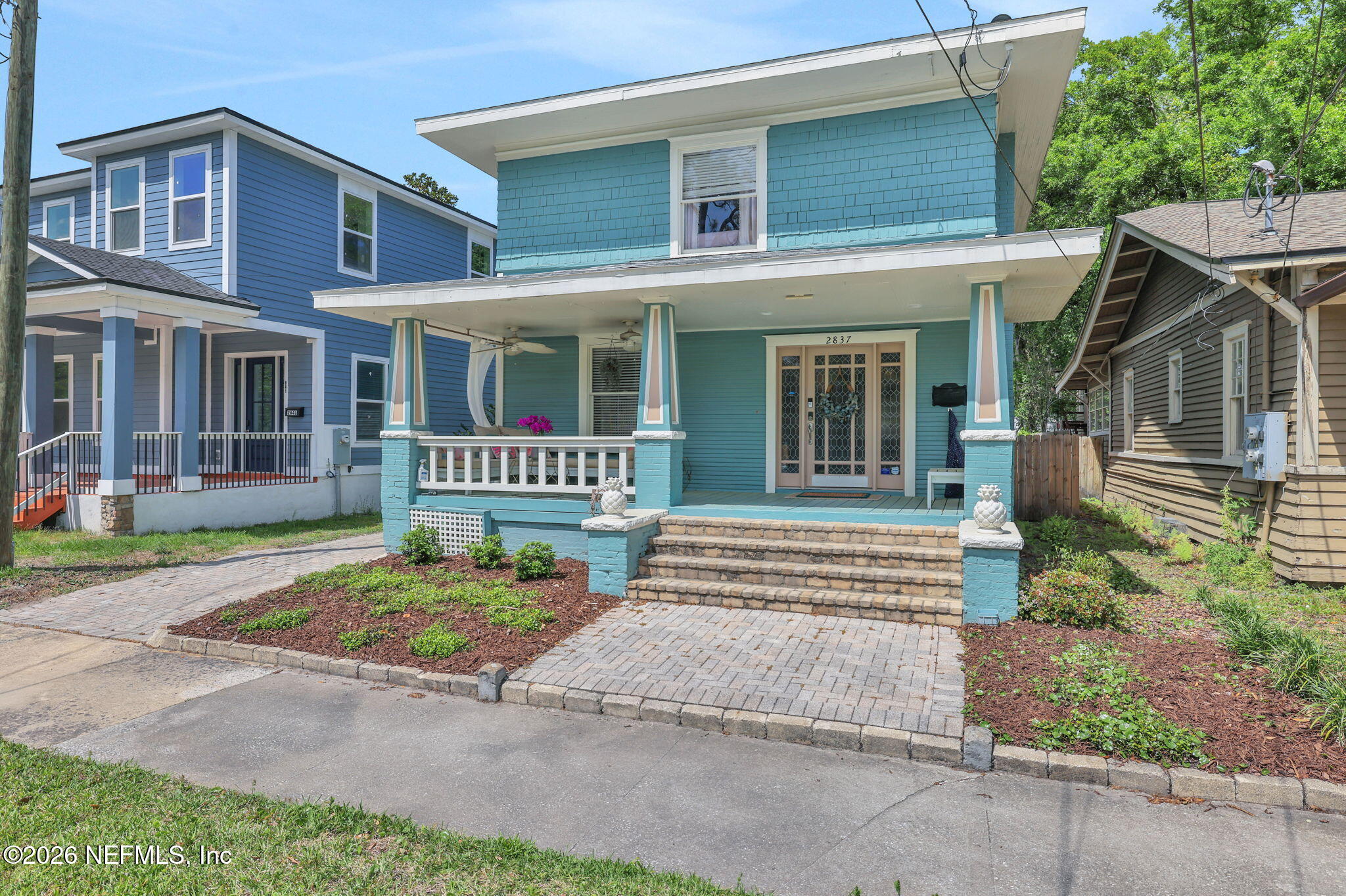 2837 Post Street Jacksonville, FL 32205 - Photo 3 of 70 front view of a house with a yard