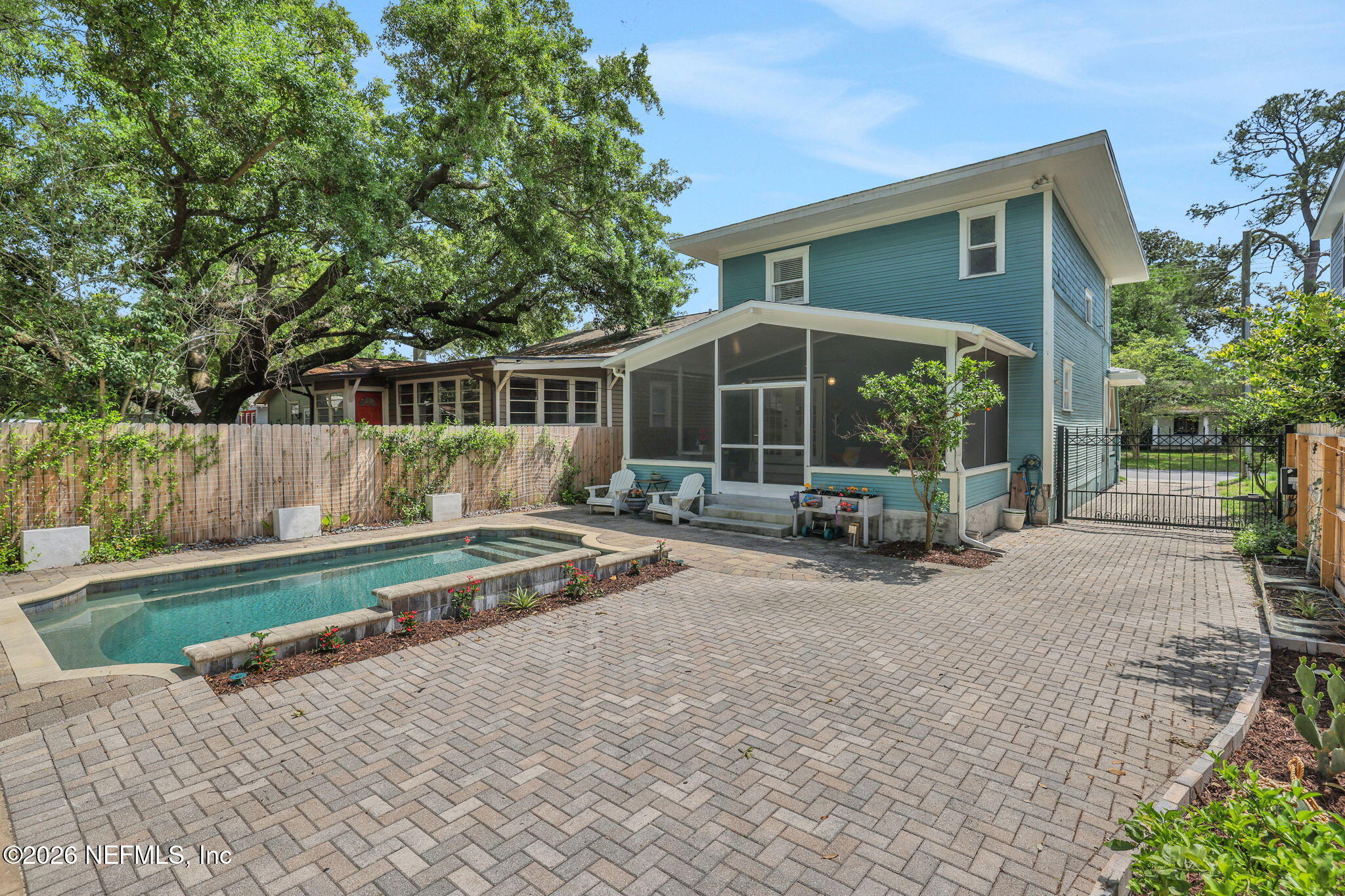 2837 Post Street Jacksonville, FL 32205 - Photo 52 of 70 a view of a house with backyard and sitting area