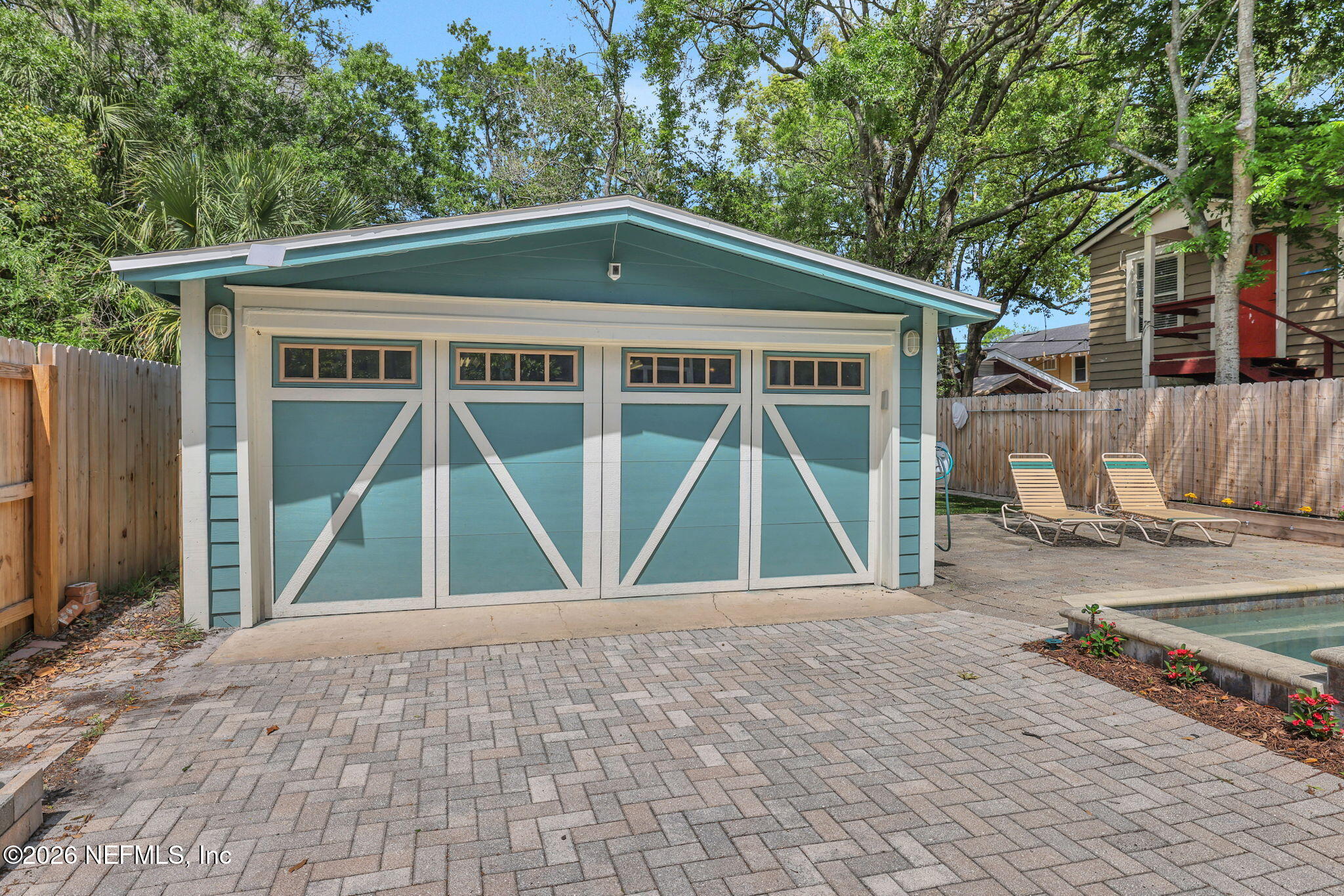 2837 Post Street Jacksonville, FL 32205 - Photo 53 of 70 a backyard of a house