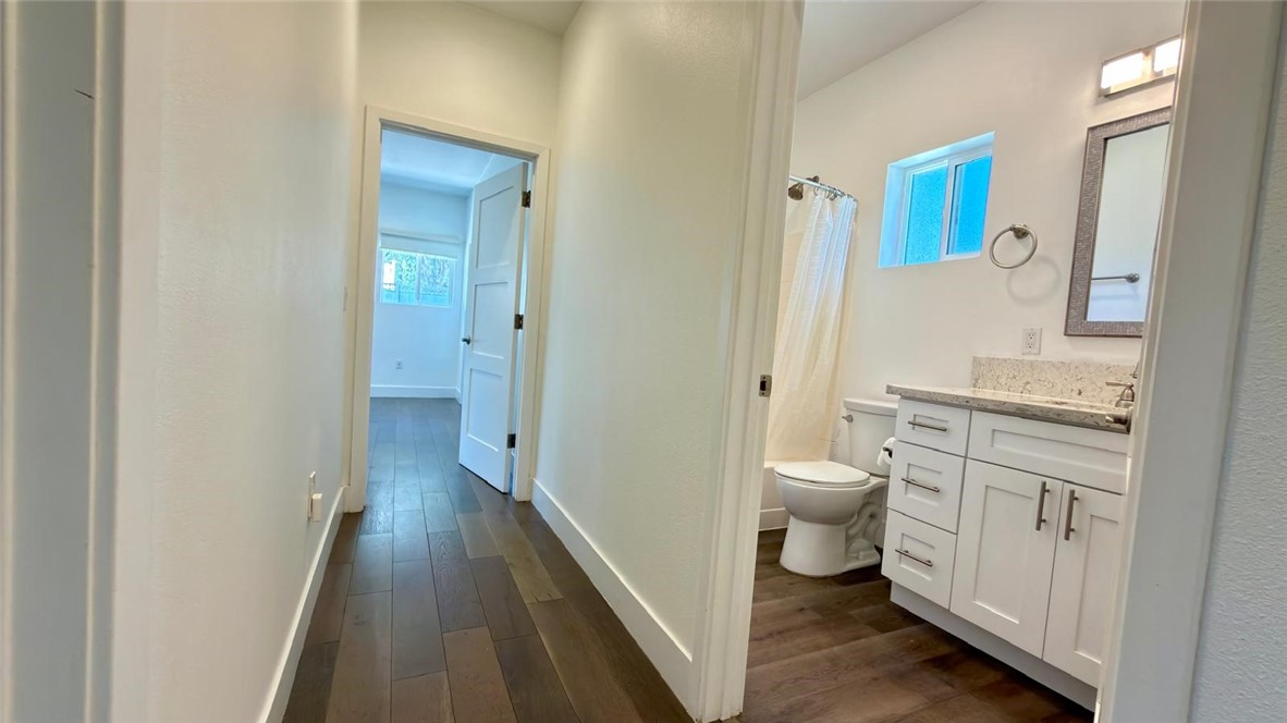 21224 West Rinaldi Chatsworth, CA 91311 - Photo 26 of 72