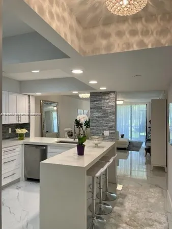 $2,300 | 1266 South Military Trail, Unit 514, Deerfield Beach, FL 33442
