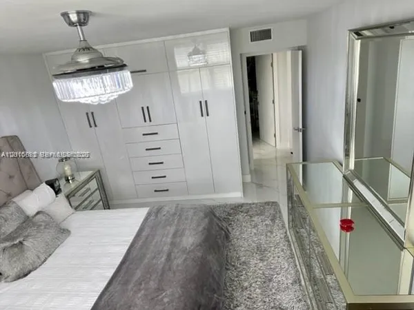 $2,300 | 1266 South Military Trail, Unit 514, Deerfield Beach, FL 33442