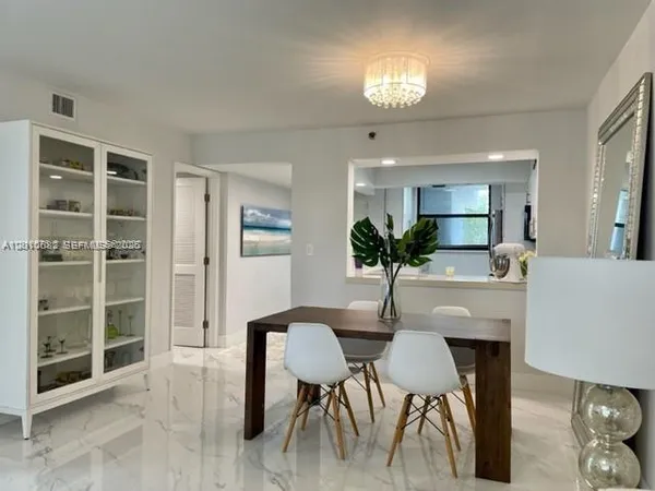 $2,300 | 1266 South Military Trail, Unit 514, Deerfield Beach, FL 33442
