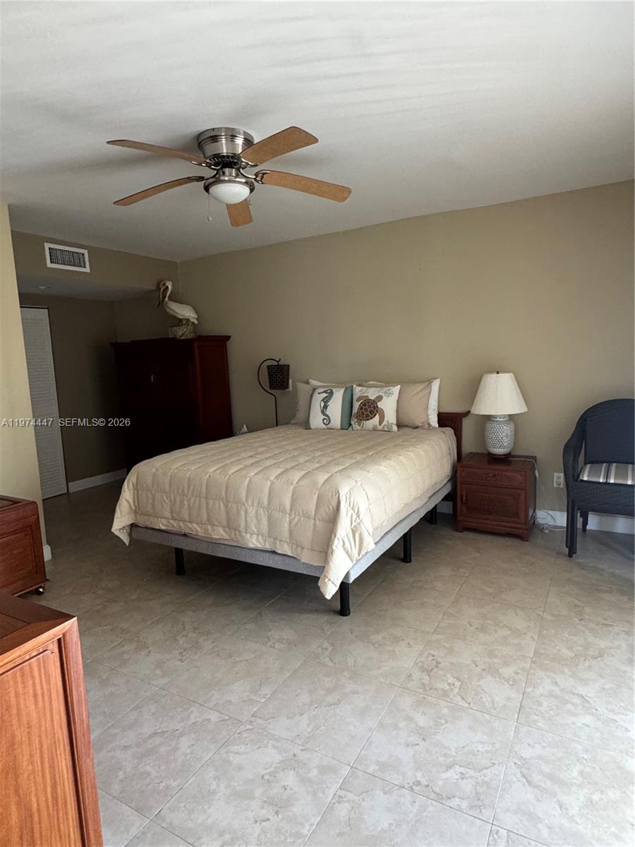 77 Crandon Boulevard, Unit 9E Key Biscayne, FL 33149 - Photo 4 of 11