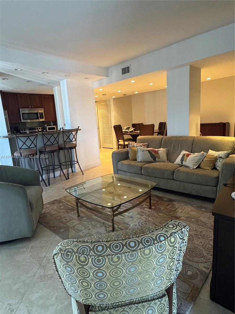 77 Crandon Boulevard, Unit 9E Key Biscayne, FL 33149 - Photo 5 of 11
