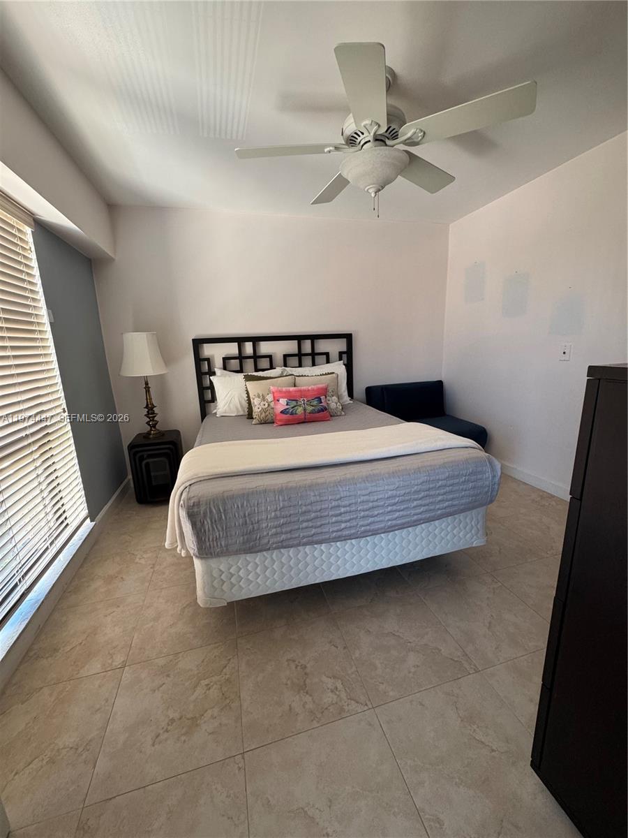 77 Crandon Boulevard, Unit 9E Key Biscayne, FL 33149 - Photo 10 of 11