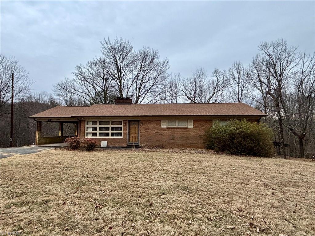 4140 Westfield Road Mount Airy, NC 27030 - Photo 2 of 33