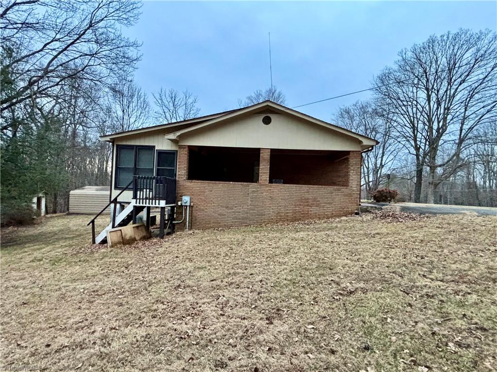 4140 Westfield Road Mount Airy, NC 27030 - Photo 24 of 33