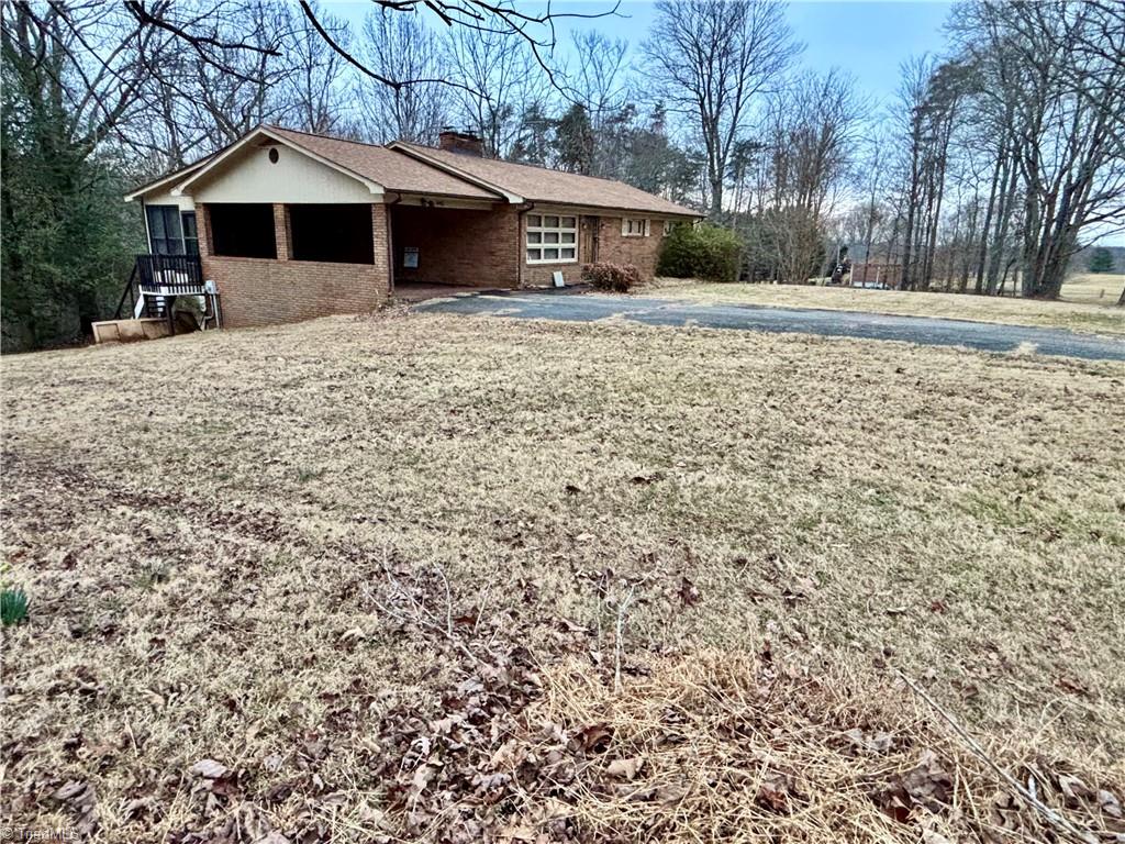 4140 Westfield Road Mount Airy, NC 27030 - Photo 26 of 33