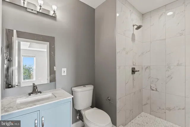 $290,000 | 210 North Collington Avenue, Baltimore, MD 21231