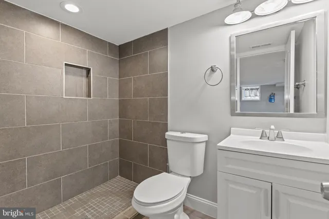 $290,000 | 210 North Collington Avenue, Baltimore, MD 21231