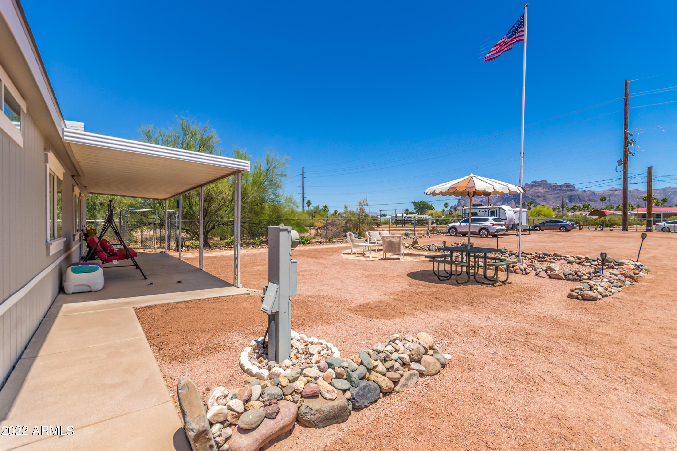 296 South Cactus Road Apache Junction, AZ 85119 - Photo 10 of 38 10 - Cactus