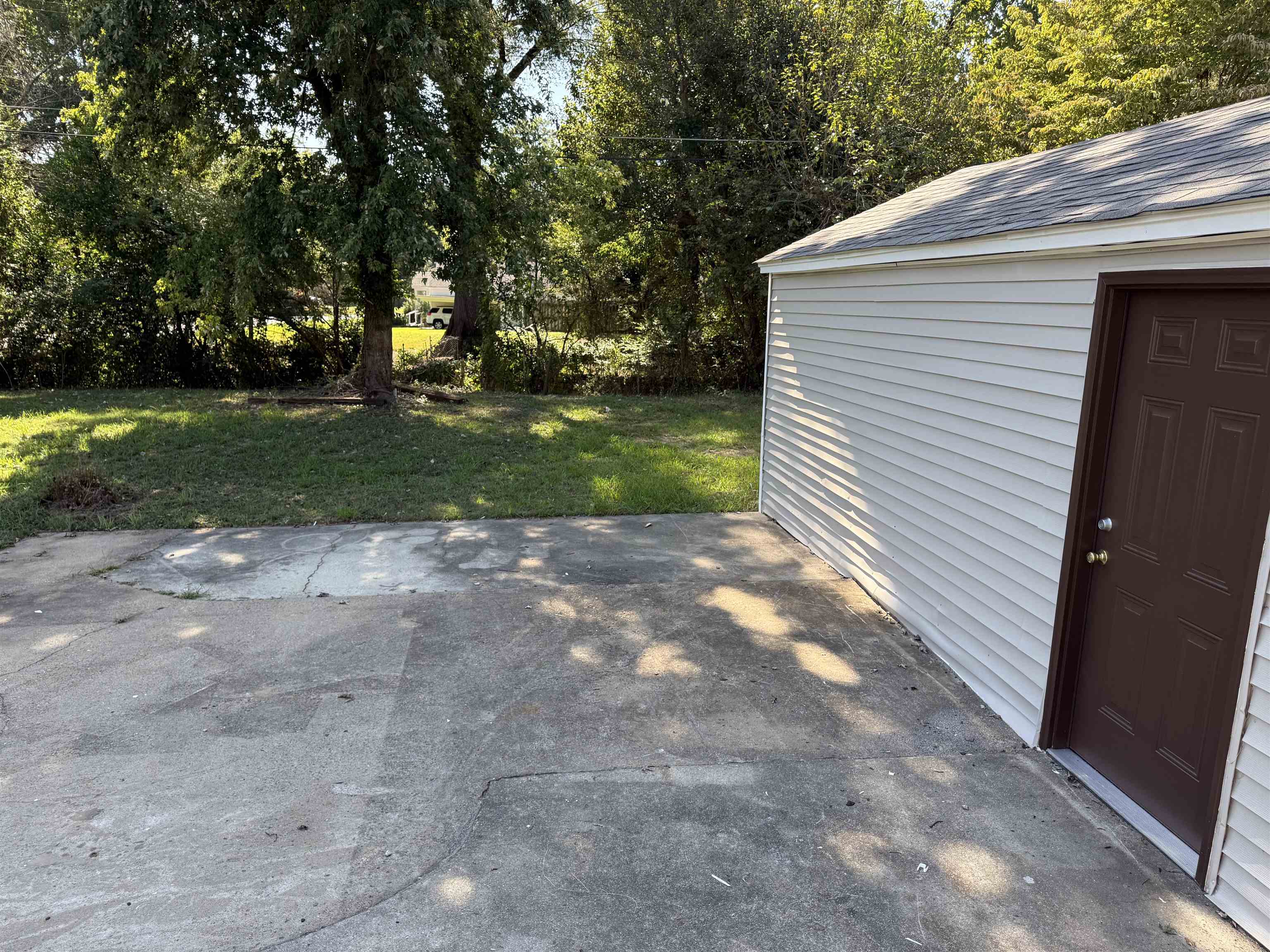 991 McEvers Road Memphis, TN 38111 - Photo 28 of 28 View of patio