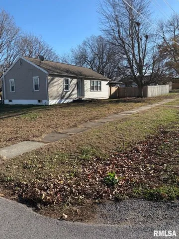 $169,900 | 408 North 7th Street, La Grange, MO 63448