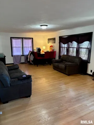 $169,900 | 408 North 7th Street, La Grange, MO 63448