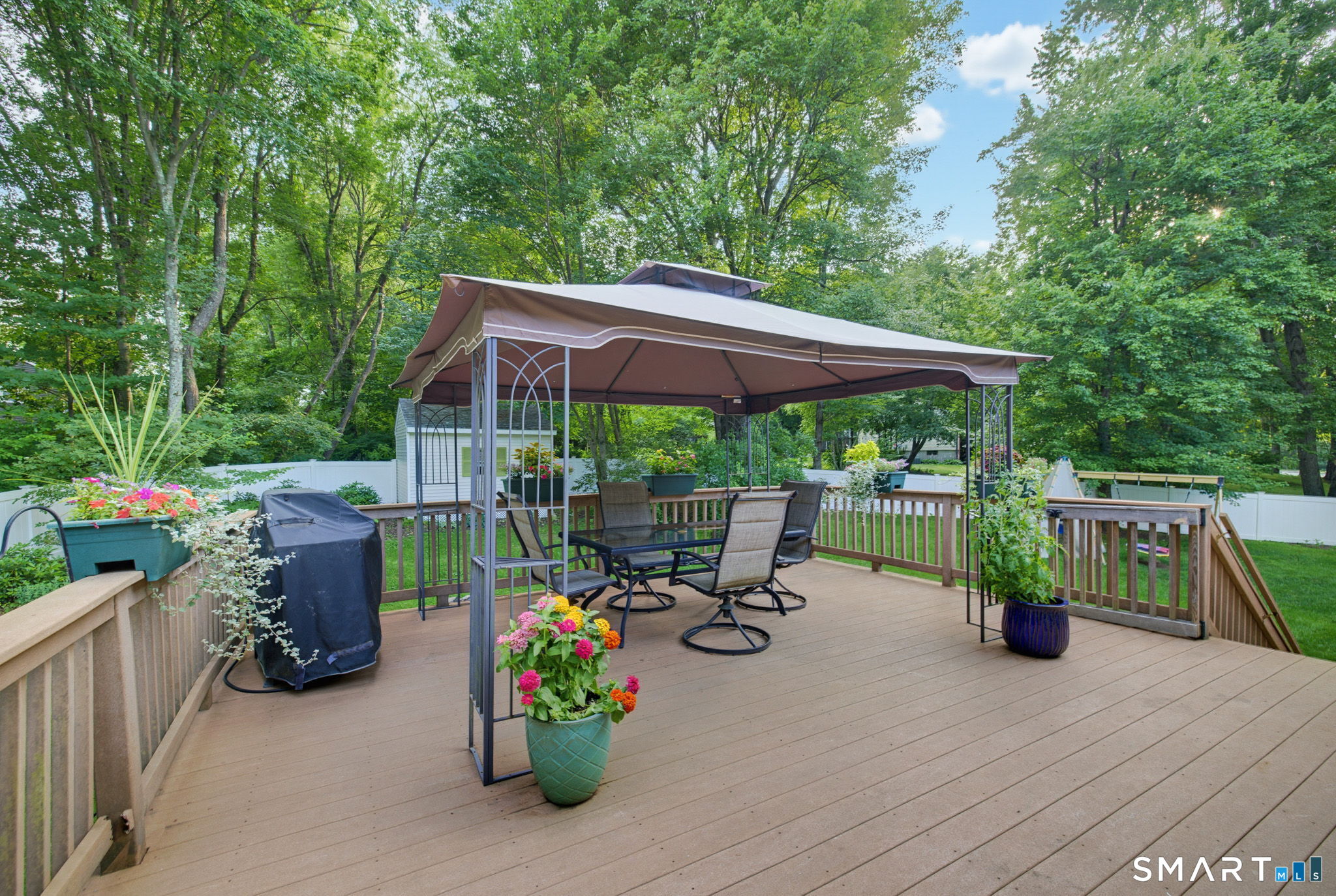 15 Fieldwood Road Watertown, CT 06795 - Photo 12 of 39
