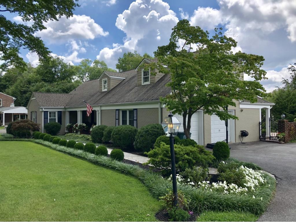 536 Green Acres Road Bristol, VA 24201 - Photo 1 of 34 Photo 1