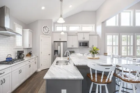 $1,295,000 | 6681 Edgemoore Drive, College Grove, TN 37046