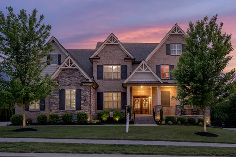 $1,295,000 | 6681 Edgemoore Drive, College Grove, TN 37046