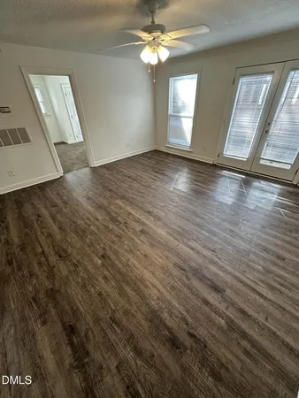 $1,245 | 3521 Ivy Commons Drive, Unit 102, Raleigh, NC 27606