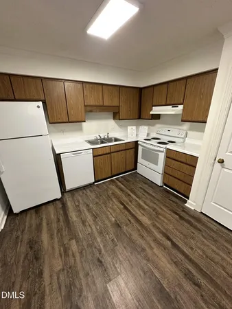 $1,245 | 3521 Ivy Commons Drive, Unit 102, Raleigh, NC 27606