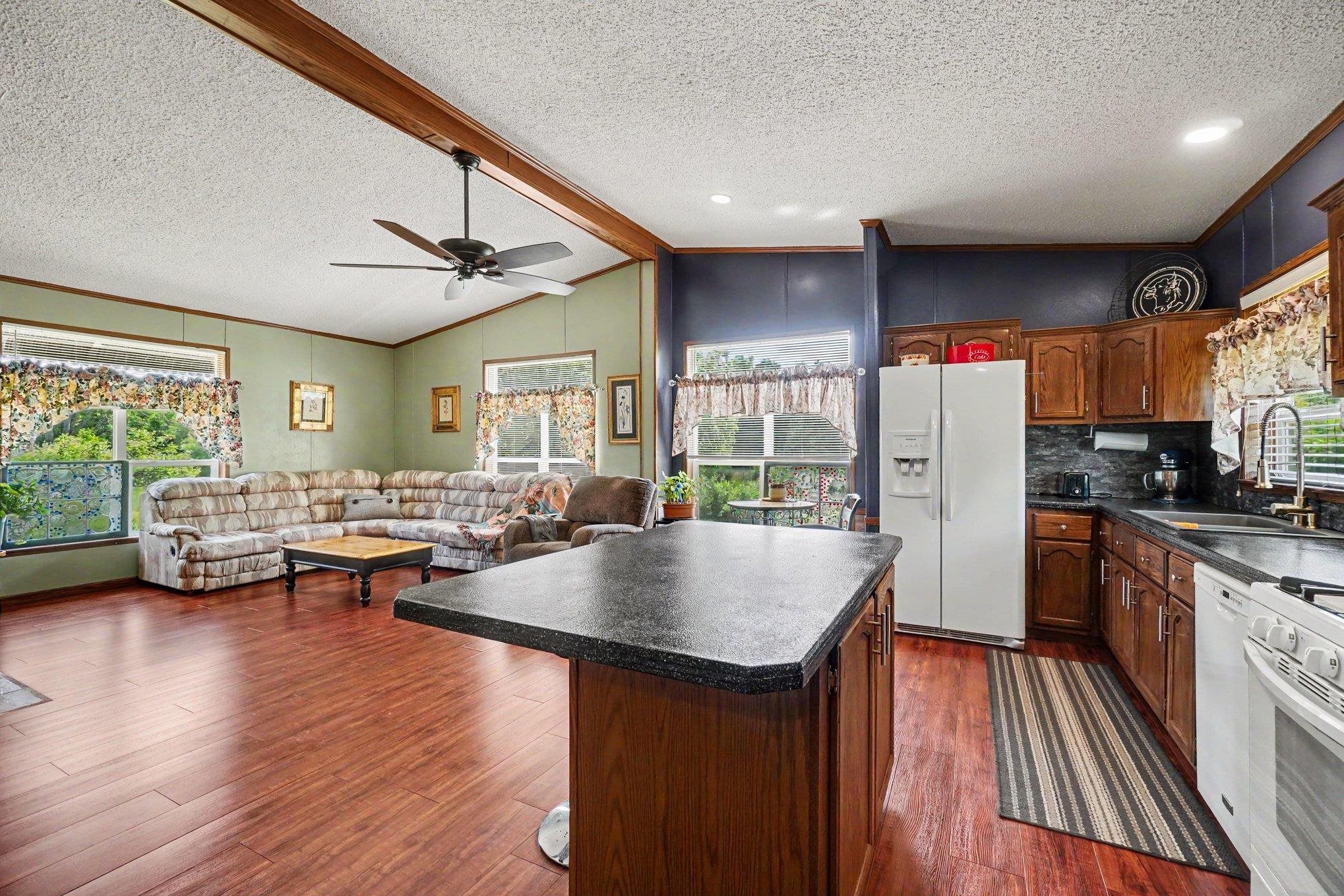 9145 Lydell Road Farwell, MI 48622 - Photo 11 of 27