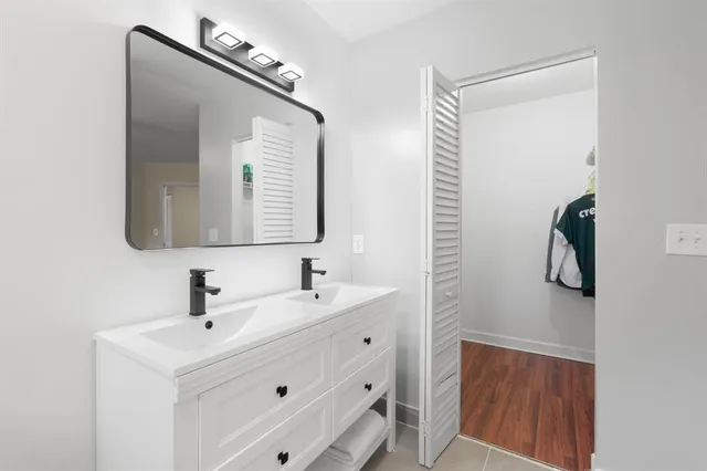 $525,000 | 9918 Northwest 2nd Court, Plantation, FL 33324