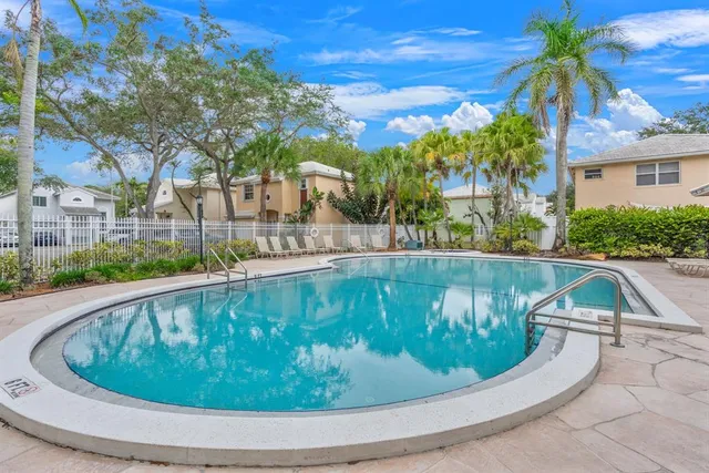 $525,000 | 9918 Northwest 2nd Court, Plantation, FL 33324