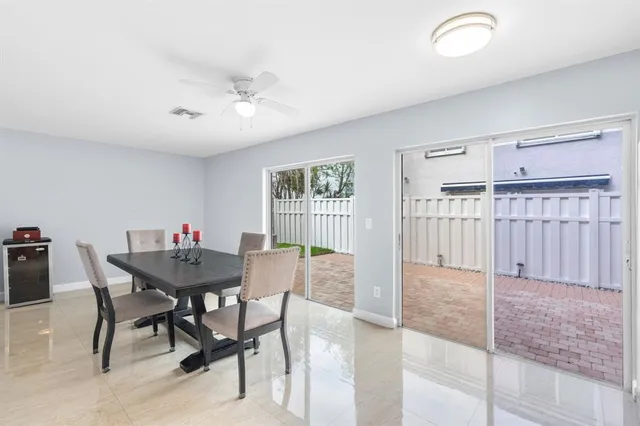 $525,000 | 9918 Northwest 2nd Court, Plantation, FL 33324