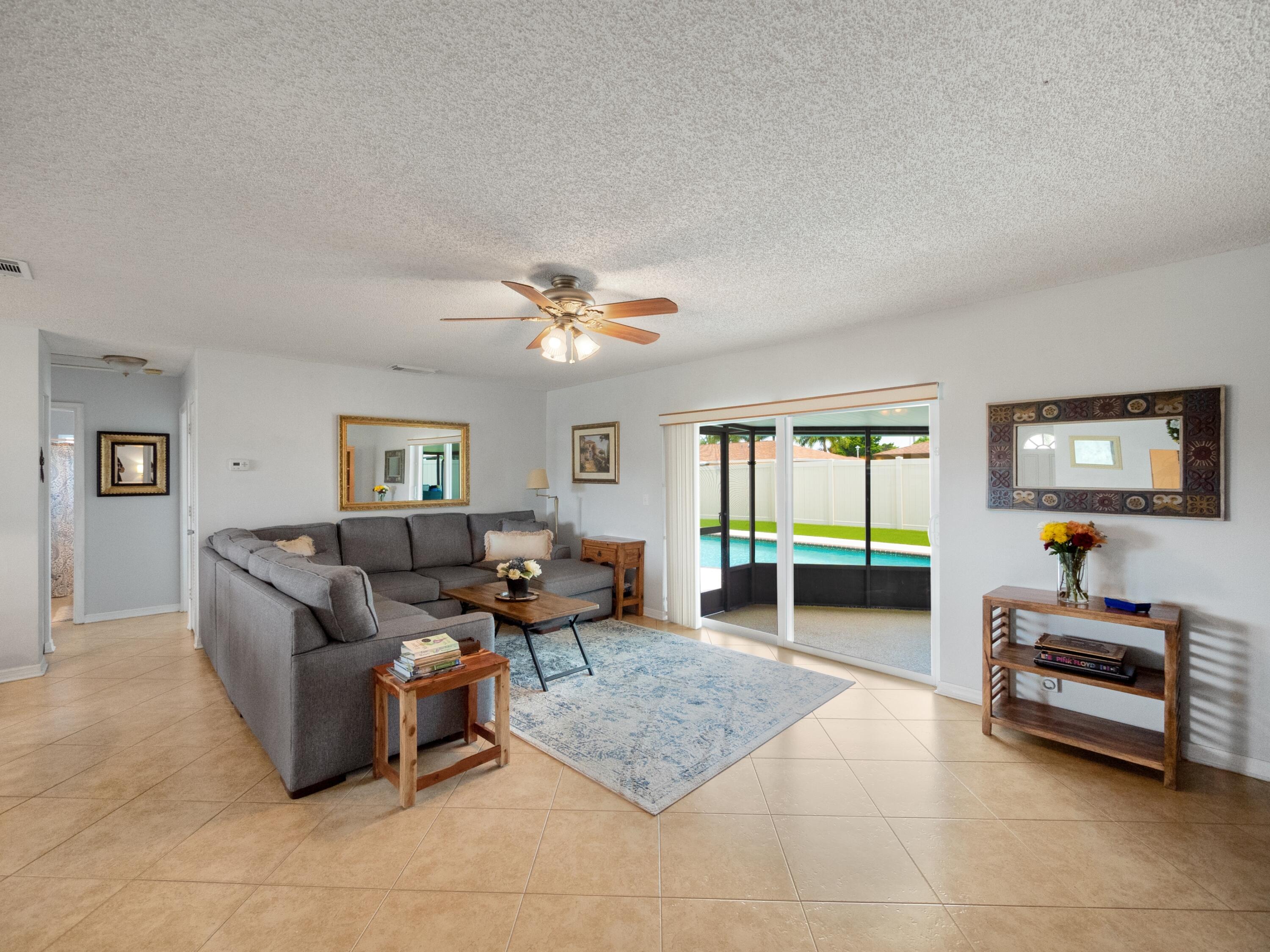9536 Burlington Place Boca Raton, FL 33434 - Photo 4 of 20 Great Room