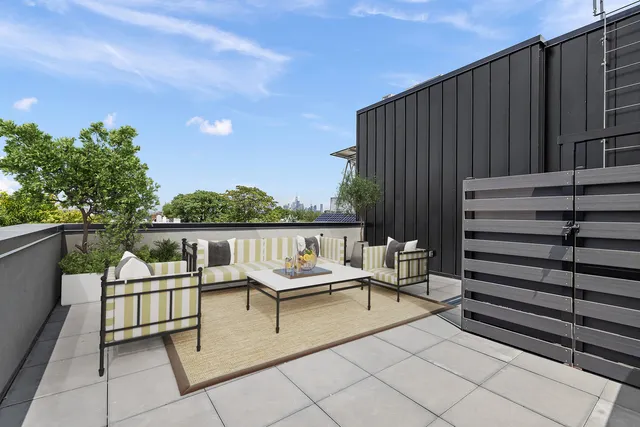 $2,800,000 | 379 12th Street, Unit 3A | Park Slope