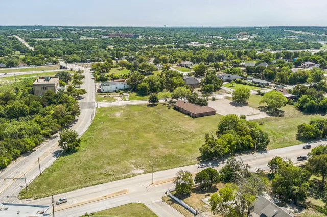 $155,000 | 841 South Riverside Drive, Fort Worth, TX 76104