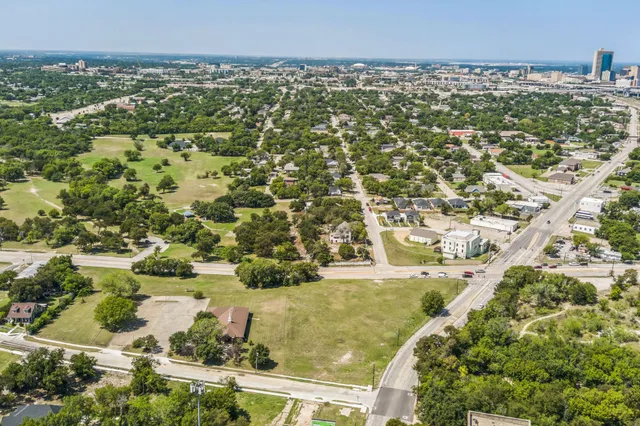 $155,000 | 841 South Riverside Drive, Fort Worth, TX 76104