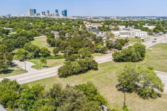 $155,000 | 841 South Riverside Drive, Fort Worth, TX 76104