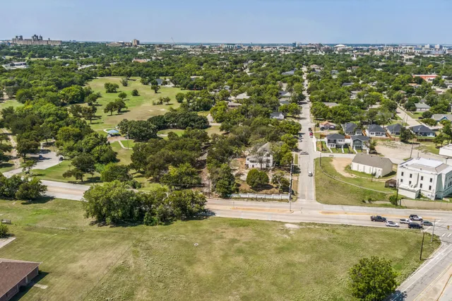 $155,000 | 841 South Riverside Drive, Fort Worth, TX 76104