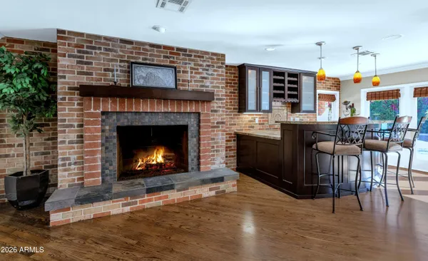 $1,395,000 | 7131 North 12th Place, Phoenix, AZ 85020