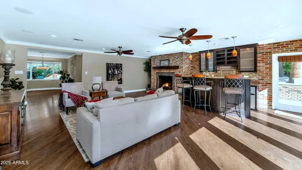 $1,395,000 | 7131 North 12th Place, Phoenix, AZ 85020