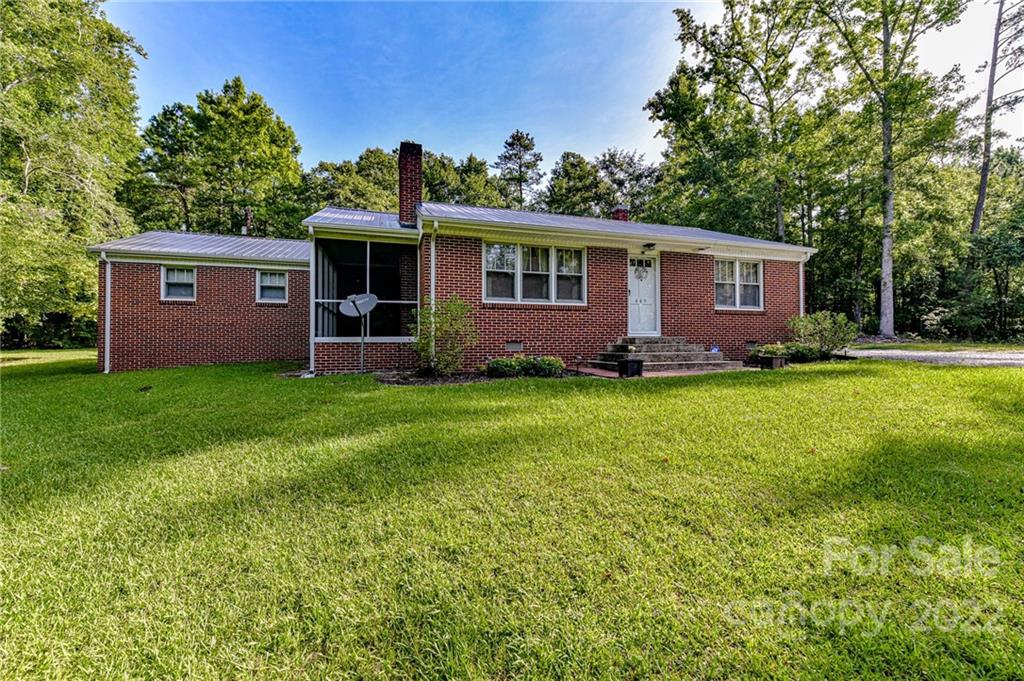 449 Winterwood Road Kershaw, SC 29067 - Photo 3 of 29 Gallery Image 3