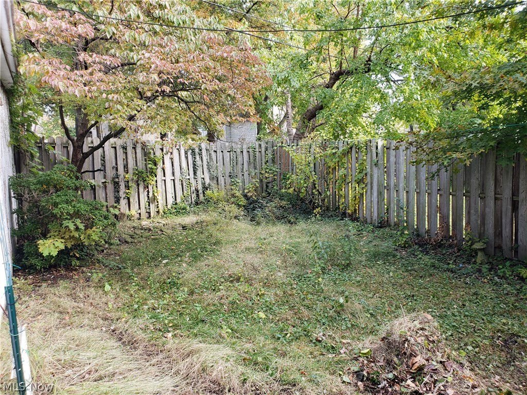 1343 Penhurst Road Cleveland, OH 44110 - Photo 17 of 17 Gallery Image 17