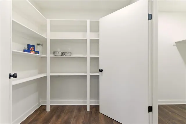 $565,000 | 18450 246th Street, Tonganoxie, KS 66086