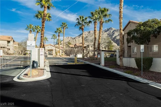 $209,900 | 2110 Los Feliz Street, Unit 2037, Las Vegas, NV 89156