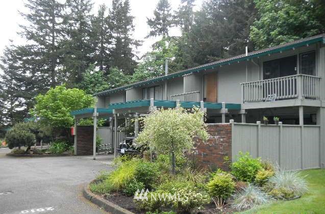 2006 Southeast 16th Court Renton, WA 98055 - Photo 1 of 10 Gallery Image 1