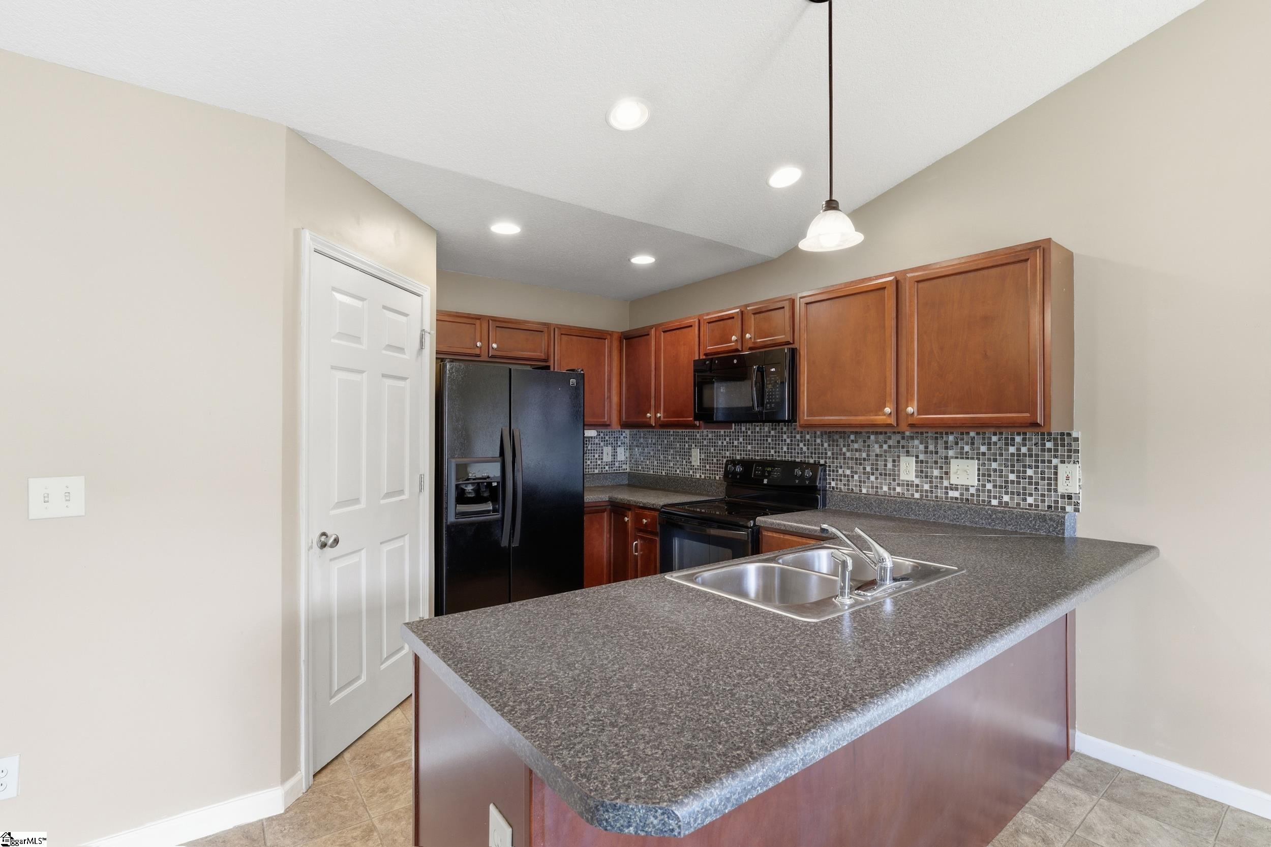 22 Nautical Drive Greer, SC 29650 - Photo 7 of 24